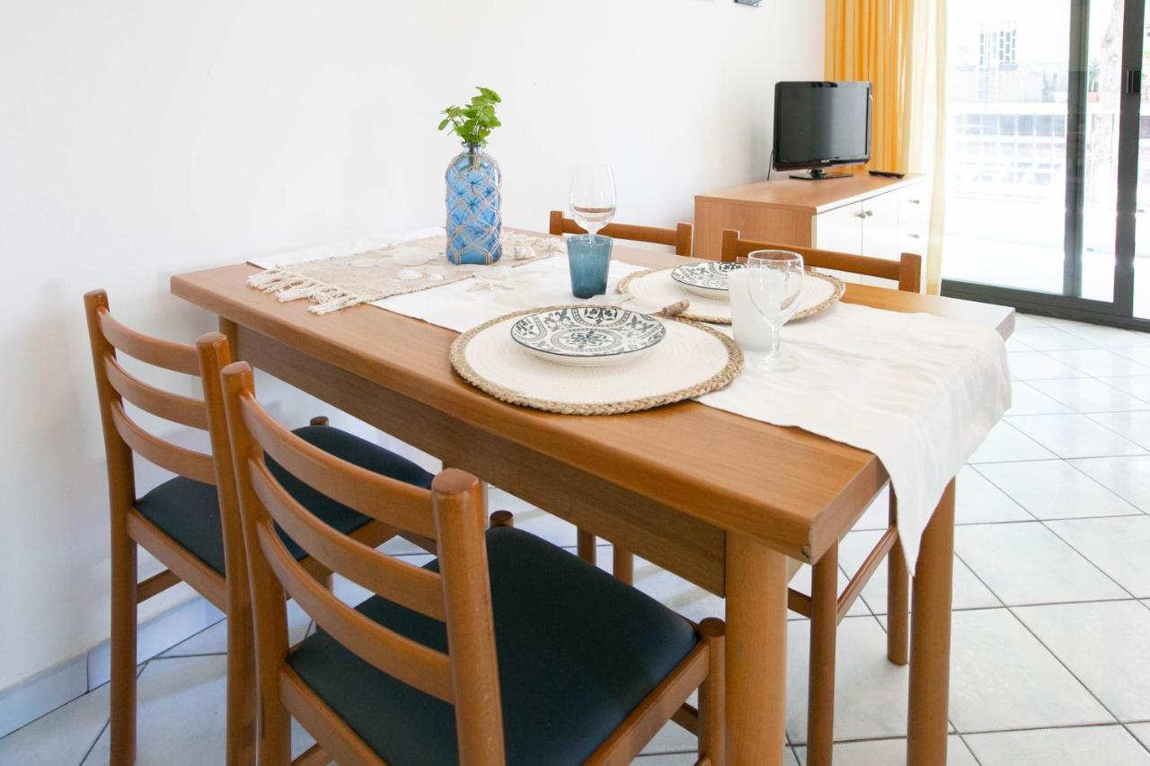 Residence Villa Dei Pini Rimini Eksteriør billede