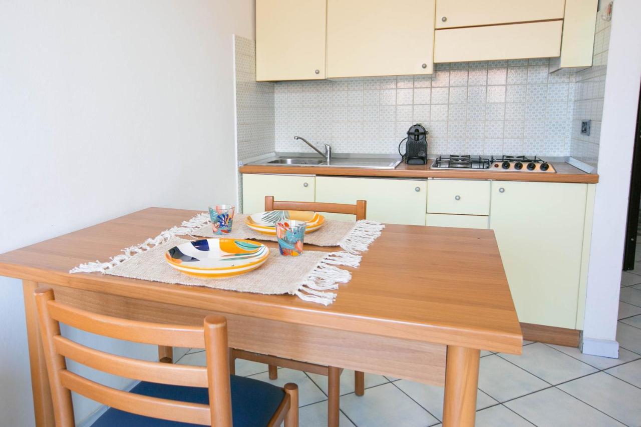 Residence Villa Dei Pini Rimini Eksteriør billede