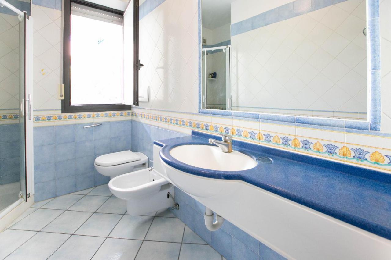 Residence Villa Dei Pini Rimini Eksteriør billede